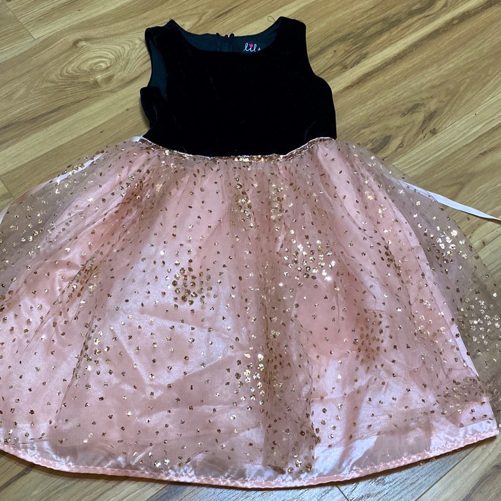 Sparkly dress size 6x